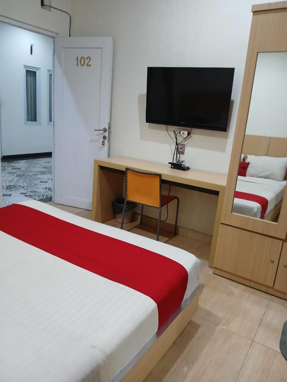 Macan Kumbang Residence Palembang Dış mekan fotoğraf